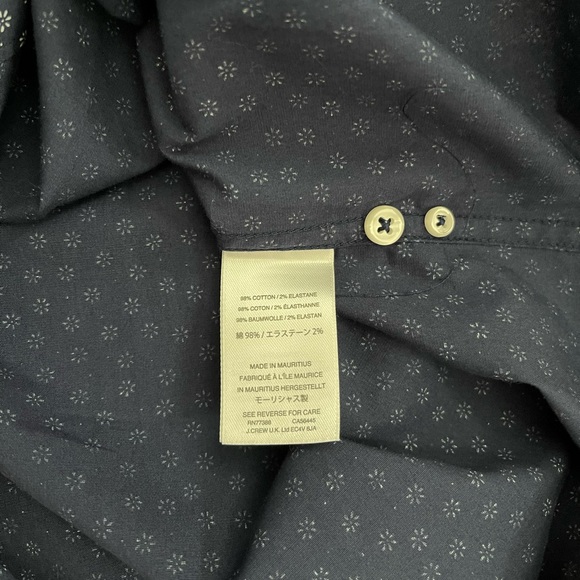 J Crew Men’s Short Sleeve Button Down Shirt - Picture 4 of 4